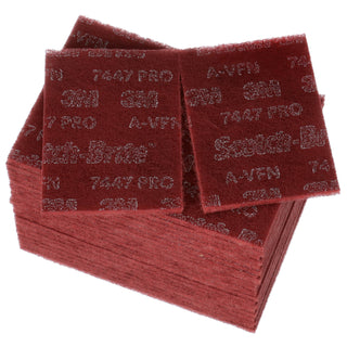 Scotch-Brite Hand Pad 7447 Pro, PO-HP, A/O Very Fine, Maroon, 6 in x 9 in