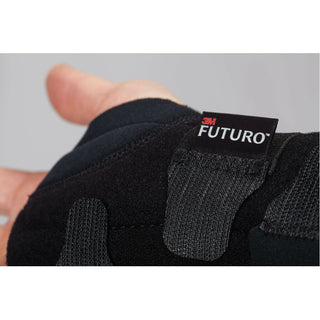 FUTURO Compression Stabilizing Wrist Brace, 48400ENR, Right Hand,Small/Medium